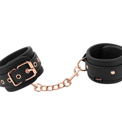 COQUETTE CHIC DESIRE - MENOTTES FANTASY EN CUIR VÉGAN AVEC DOUBLURE EN NOPRÈNE by COQUETTE FANTASY