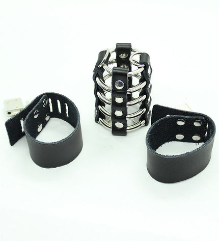 OHMAMA FETISH - CAGE PÉNIS AVEC ANNEAUX MÉTALLIQUES ET SANGLE EN CUIR by OHMAMA FETISH