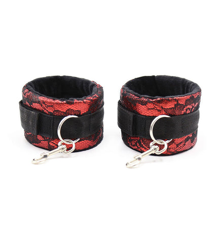 OHMAMA FETISH - MENOTTES EN VELOURS AVEC RUBAN EN NYLON by OHMAMA FETISH