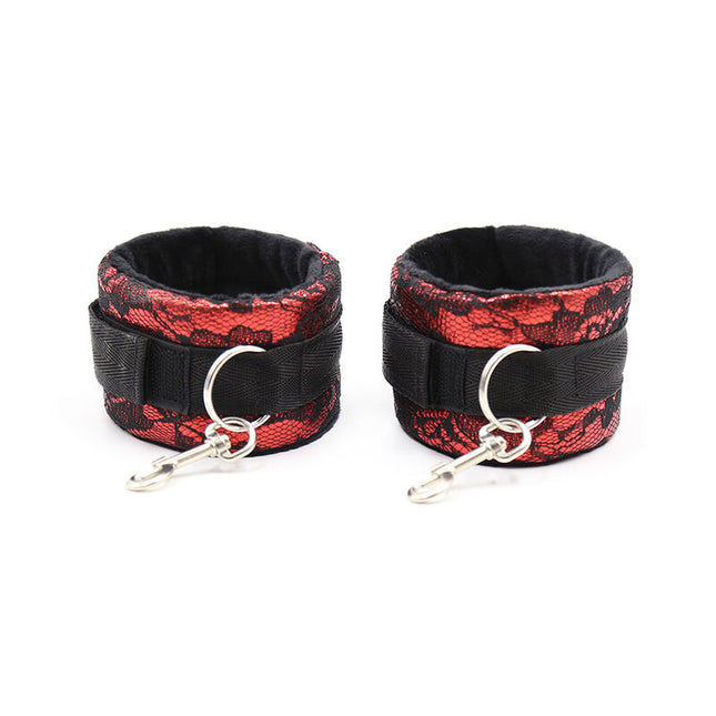 OHMAMA FETISH - MENOTTES EN VELOURS AVEC RUBAN EN NYLON by OHMAMA FETISH