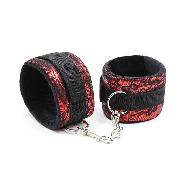 OHMAMA FETISH - MENOTTES EN VELOURS AVEC RUBAN EN NYLON by OHMAMA FETISH
