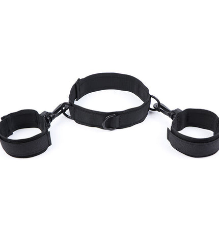 OHMAMA FETISH - MENOTTES ET COLLIER EN NYLON by OHMAMA FETISH