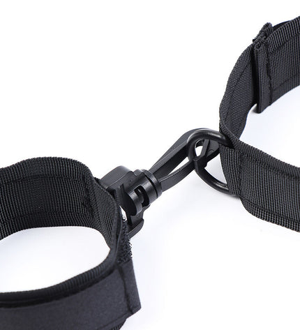 OHMAMA FETISH - MENOTTES ET COLLIER EN NYLON by OHMAMA FETISH