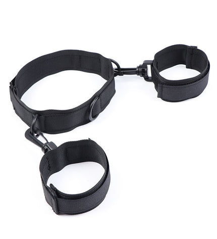 OHMAMA FETISH - MENOTTES ET COLLIER EN NYLON by OHMAMA FETISH