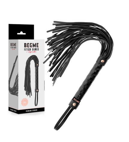 BEGME - BLACK EDITION FLOGGER EN CUIR VEGAN by BEGME BLACK EDITION