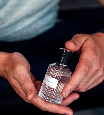 EYE OF LOVE - EOL PHEROMONES PARFUM DELUXE 50 ML NON PARFUMÉ LES ATTIRER by EYE OF LOVE