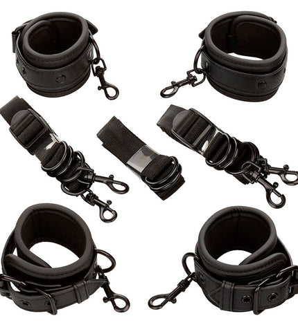 CALEXOTICS - NOCTURNAL CEINTURE DE LIT RÉGLABLE EN CUIR NOIR by CALEXOTICS