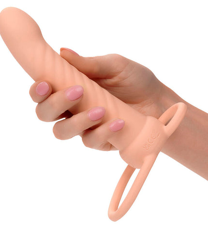 CALEXOTICS - MAXX DOUBLE PÉNÉTRATEUR NERVURÉ 10 VIBRATIONS FLESH by CALEXOTICS