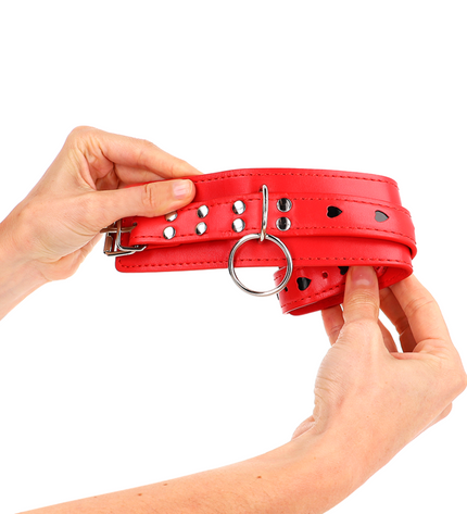 KINK - APPAREILS-POIGNETS ROUGES AVEC INCRUSTATION COEUR NOIR RÉGLABLE 21-28 CM X 5,5 CM by KINK WRIST RESTRAINT