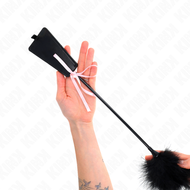 KINK - PLUMES CHACOUILLÉES AVEC NOEUD DE RUBAN ROSE 49 CM by KINK IMPACT & TOUCH