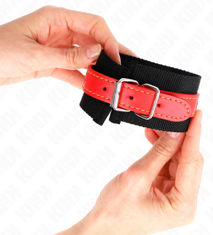 KINK - APPUI-POIGNETS EN NYLON NOIR AVEC CUIR ROUGE AJUSTABLE 19-24 CM X 5,5 CM by KINK WRIST RESTRAINT