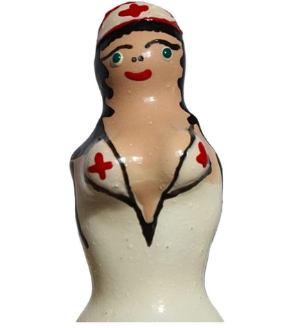 CONDOMERIE - PRÉSERVATIFS FANTAISIE PEINTS À LA MAIN INFIRMIÈRE BLONDE by CONDOMERIE