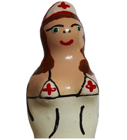 CONDOMERIE - PRÉSERVATIFS FANTAISIE PEINTS À LA MAIN INFIRMIÈRE BRUNE by CONDOMERIE