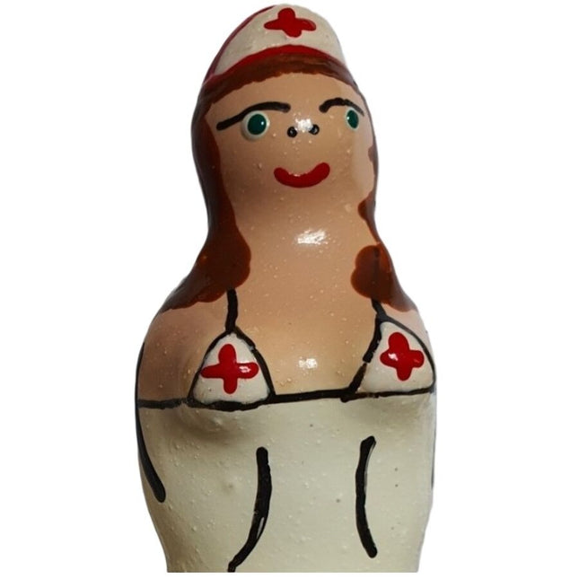 CONDOMERIE - PRÉSERVATIFS FANTAISIE PEINTS À LA MAIN INFIRMIÈRE BRUNE by CONDOMERIE