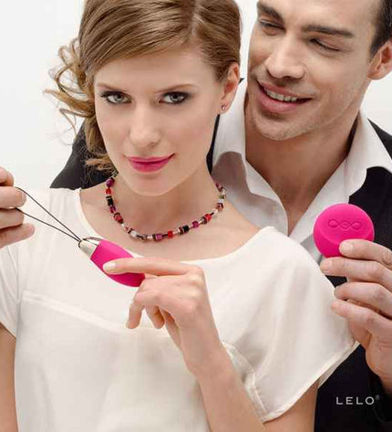 LELO - OEUF DE MASSAGE CERISE LYLA 2 INSIGNIA DESIGN EDITION
