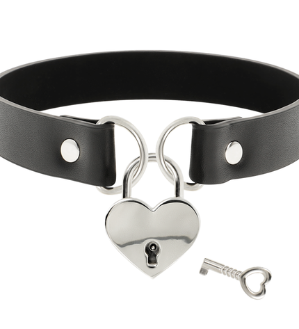COQUETTE CHIC DESIRE - COLLIER EN CUIR VEGAN AVEC ACCESSOIRE COEUR AVEC CL? by COQUETTE ACCESSORIES
